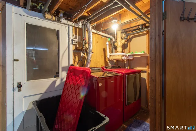 $299,000 | 46 Woodycrest Drive, East Hartford, CT 06118