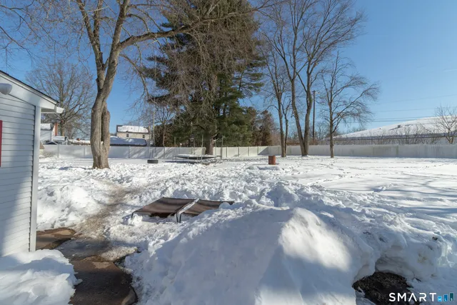 $299,000 | 46 Woodycrest Drive, East Hartford, CT 06118