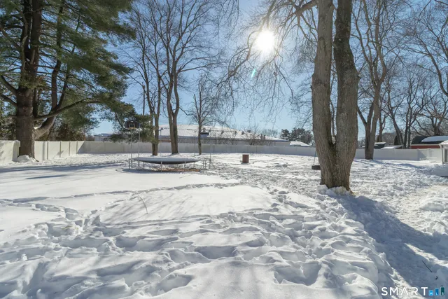 $299,000 | 46 Woodycrest Drive, East Hartford, CT 06118