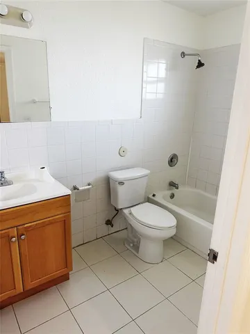 $2,900 | 834 Northwest 3rd Avenue, Unit 12, Fort Lauderdale, FL 33311