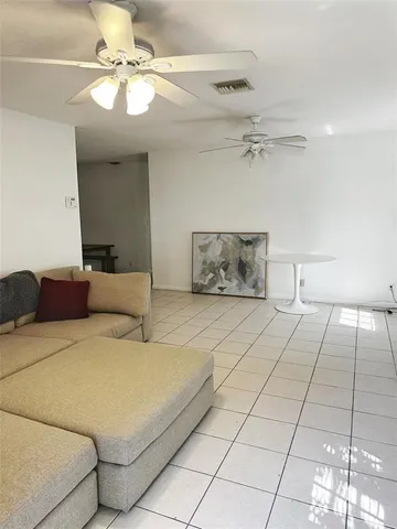 $2,900 | 834 Northwest 3rd Avenue, Unit 12, Fort Lauderdale, FL 33311