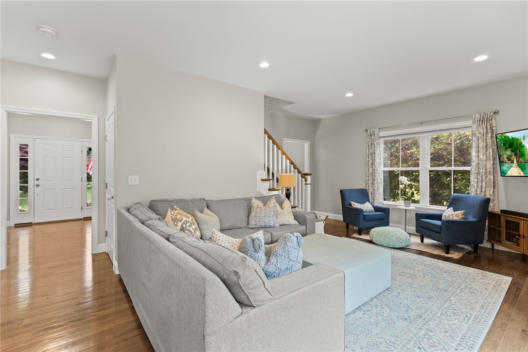 15 Mathew Road Tiverton, RI 02878 - Photo 11 of 40