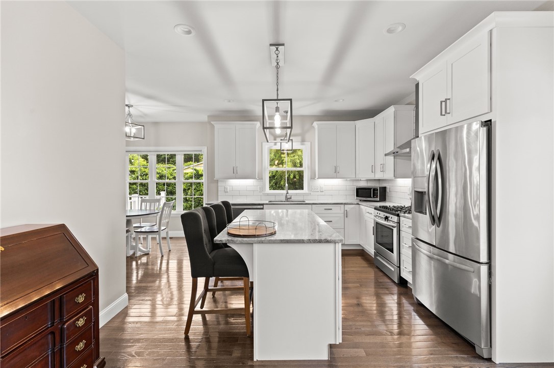 15 Mathew Road Tiverton, RI 02878 - Photo 6 of 40