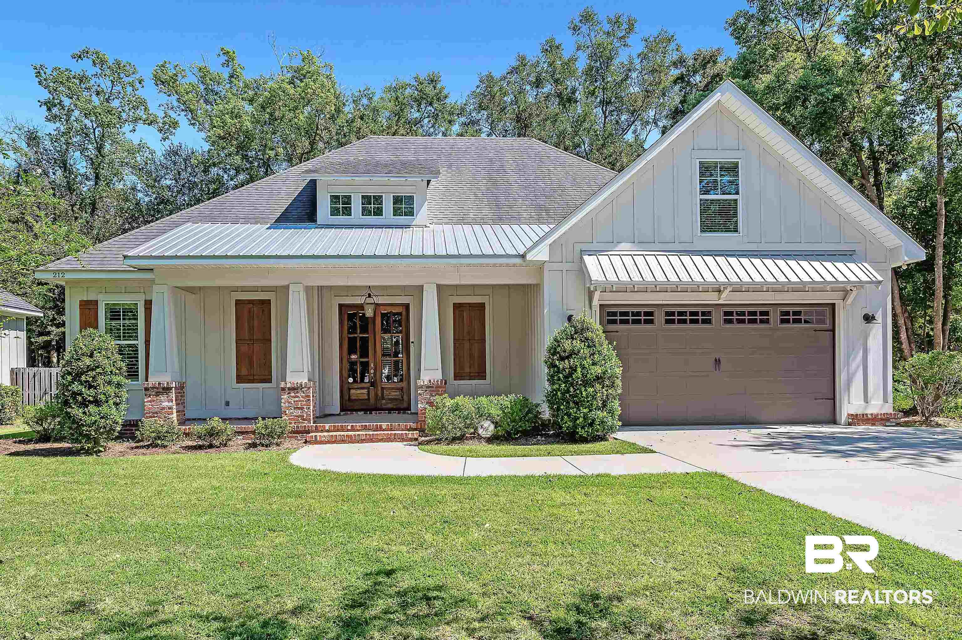 212 Simon Street Fairhope, AL 36532 - Photo 1 of 49 Main View