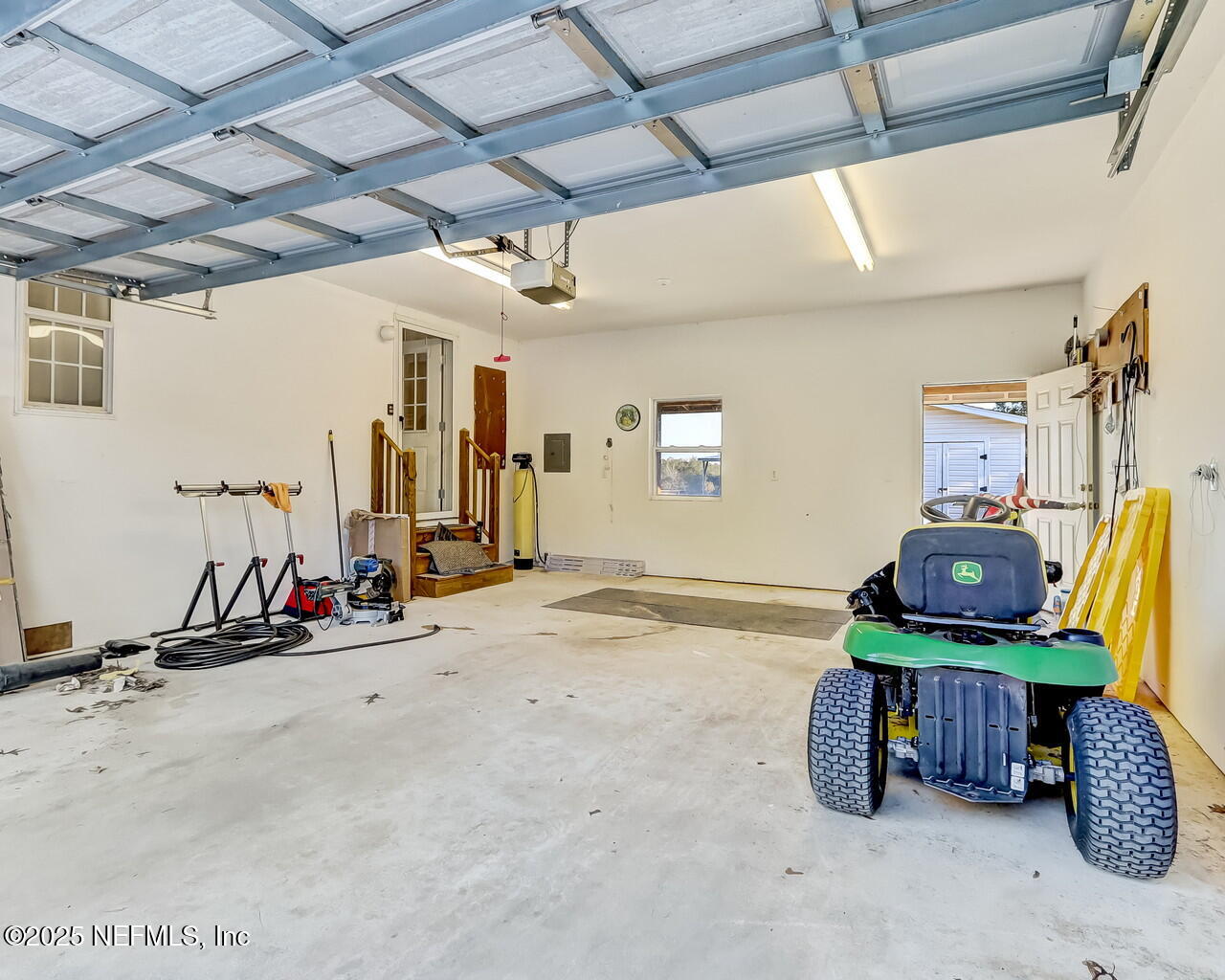 5891 Sequoia Road Keystone Heights, FL 32656 - Photo 43 of 53 a room with gym equipment