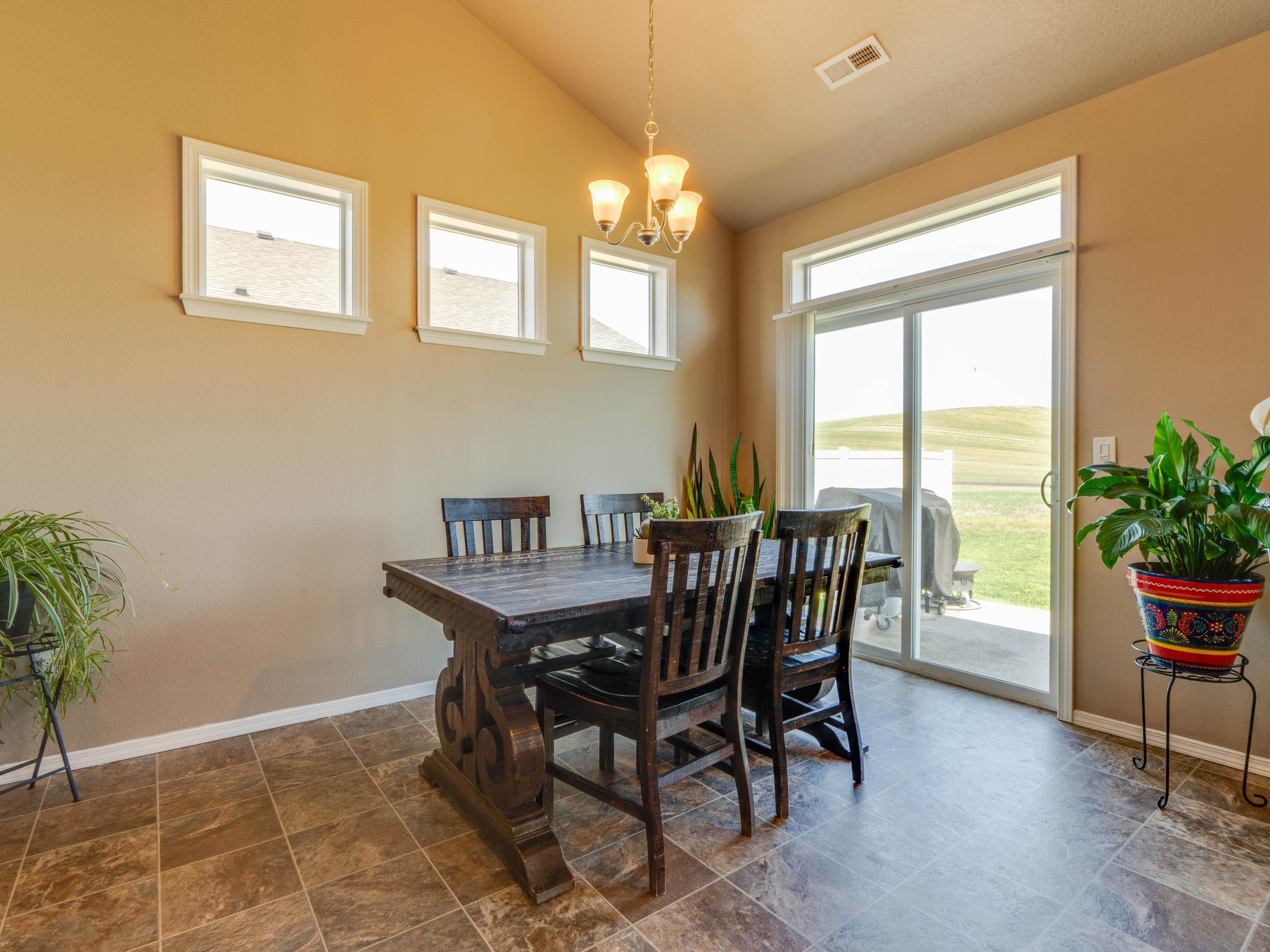 671 Condor Drive Cheney, WA 99004 - Photo 12 of 44