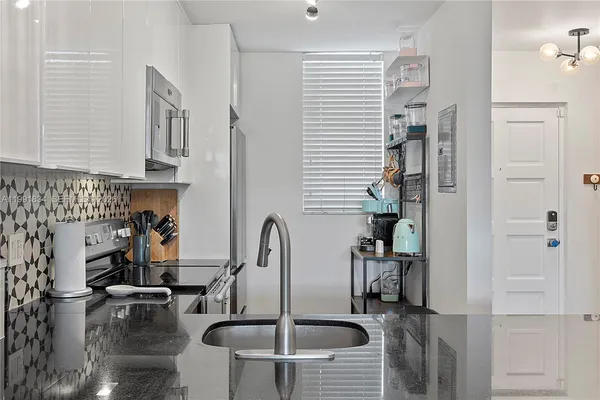 $3,500 | 777 Northeast 62nd Street, Unit C501, Miami, FL 33138