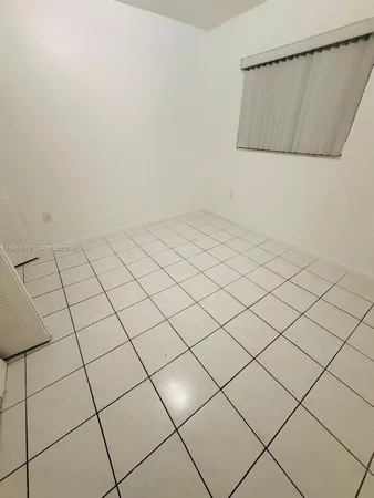 $2,000 | 6395 West 22nd Court, Unit 102, Hialeah, FL 33016