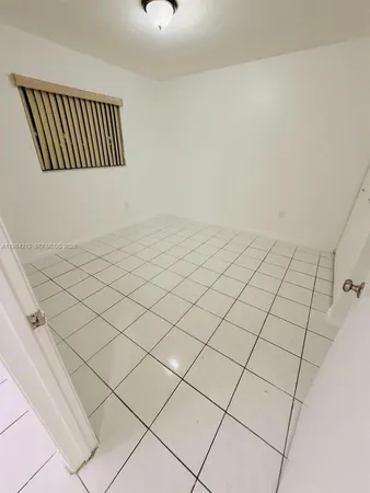 $2,000 | 6395 West 22nd Court, Unit 102, Hialeah, FL 33016