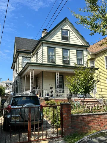 $665,000 | 580 Monroe Avenue, Elizabeth, NJ 07201