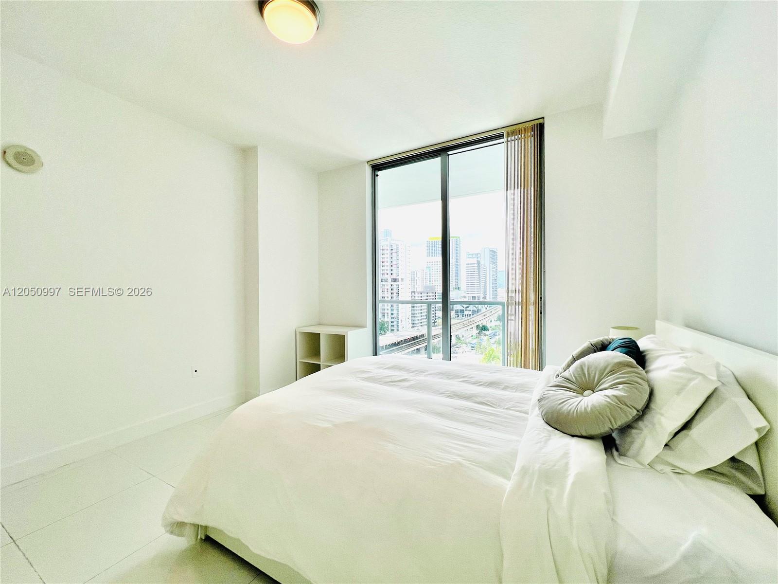 79 Southwest 12th Street, Unit 1510S Miami, FL 33130 - Photo 29 of 56