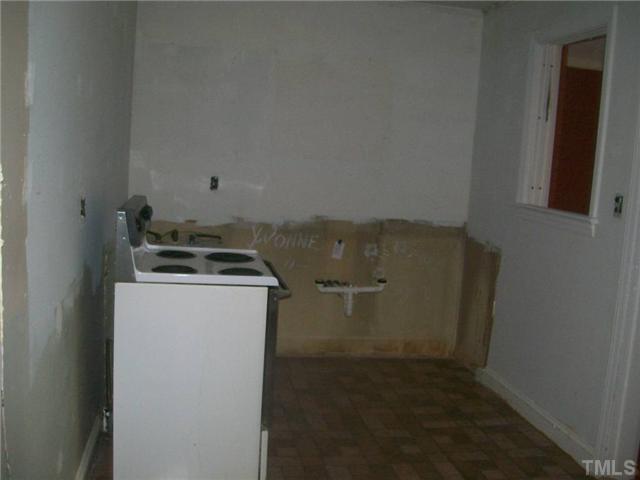 2332 Stevens Road Raleigh, NC 27610 - Photo 4 of 8 a utility room with dryer and washer