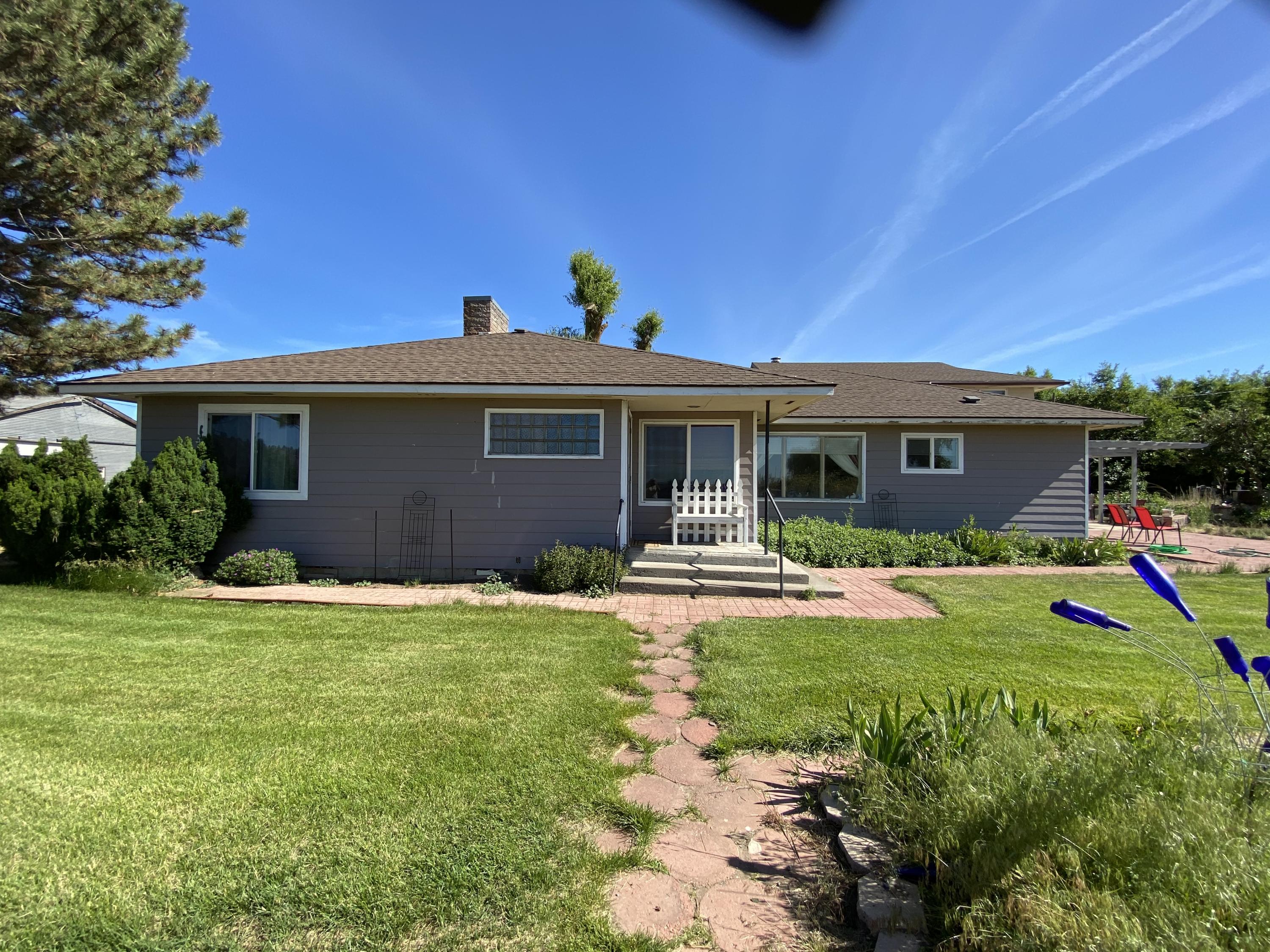20554 North Malin Road Malin, OR 97632 - Photo 2 of 28 IMG_2415