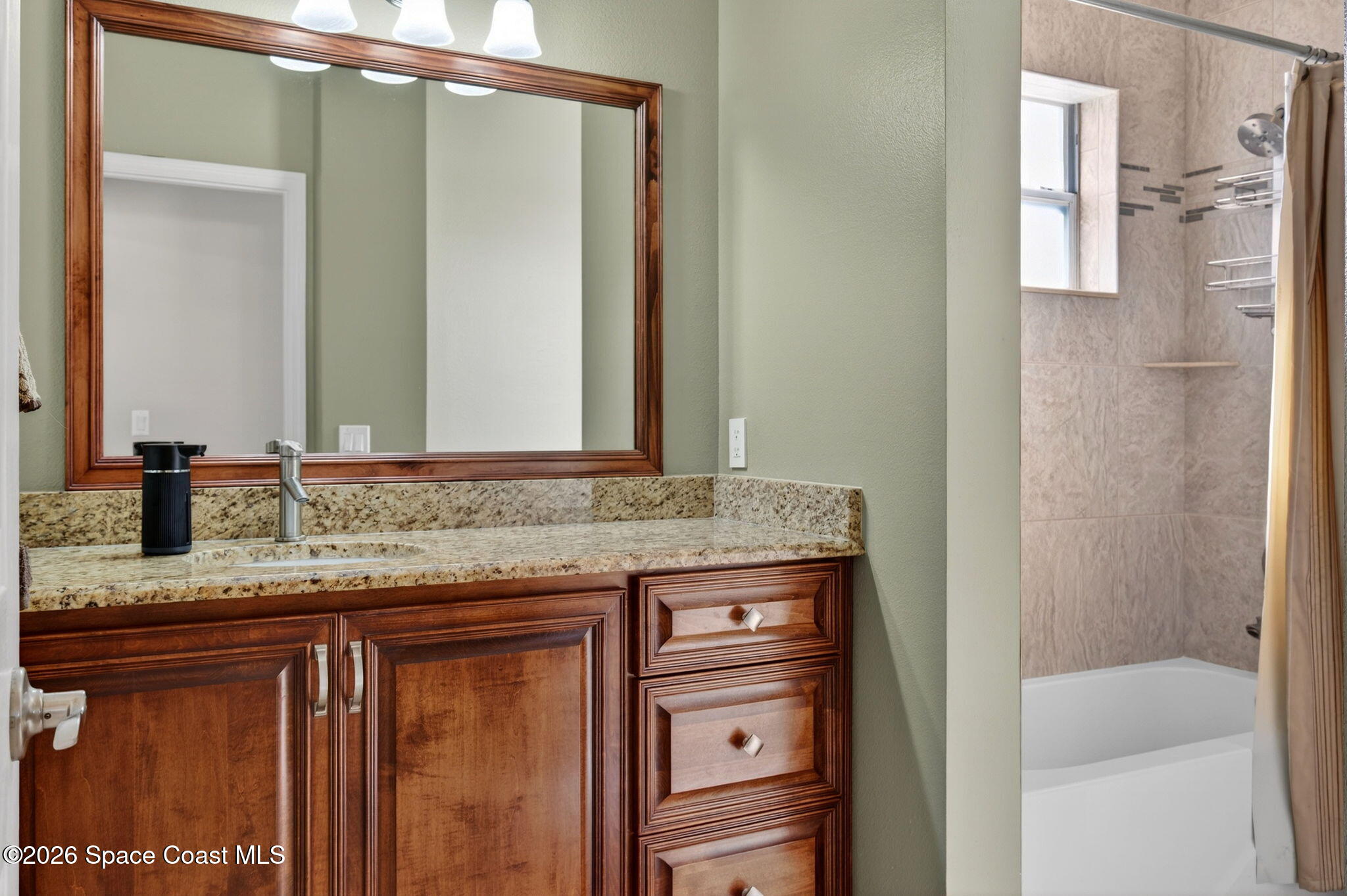 3676 South Ridge Circle Titusville, FL 32796 - Photo 38 of 74 Hall bath