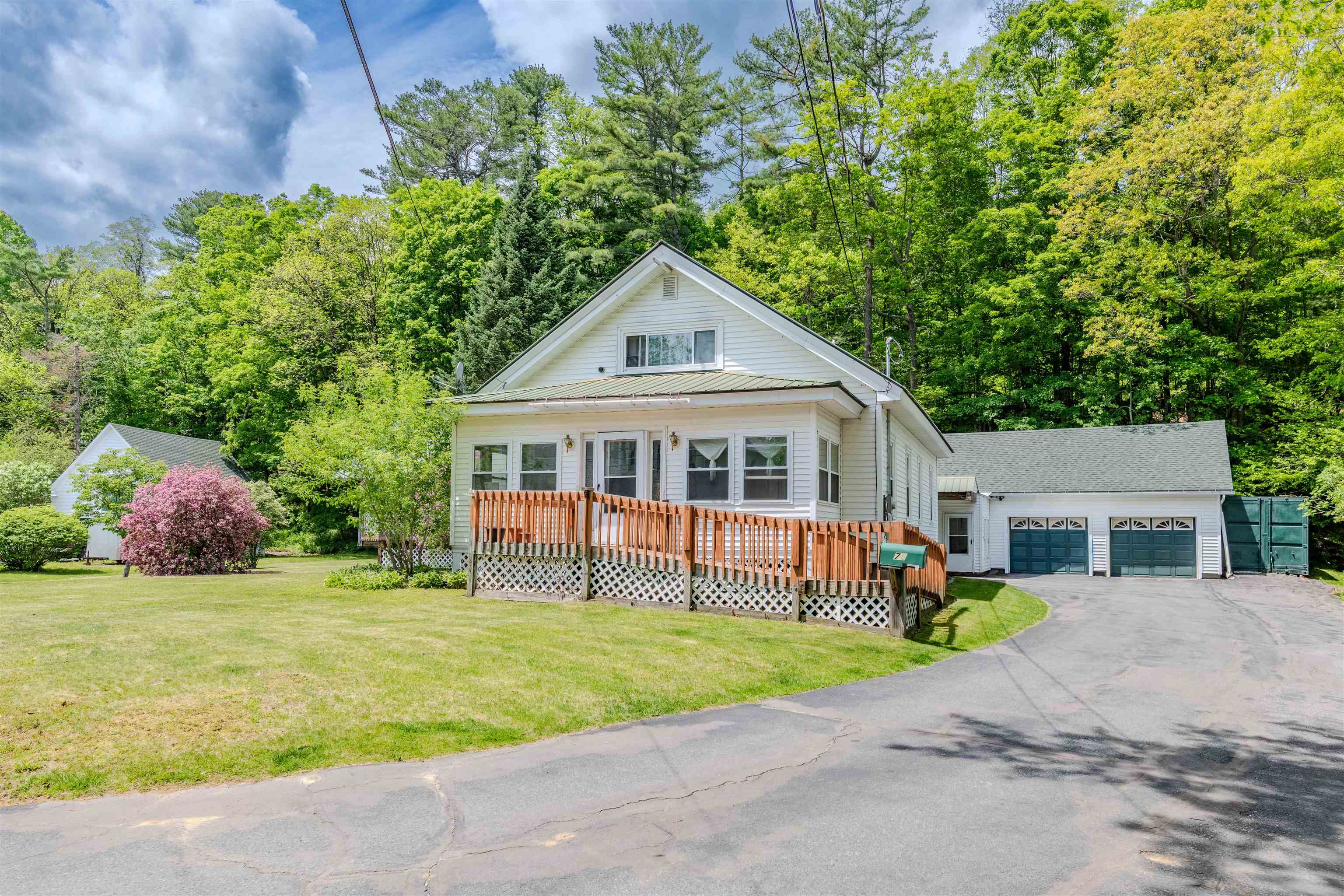 75 Woolson Road Lisbon, NH 03585 - Photo 3 of 54