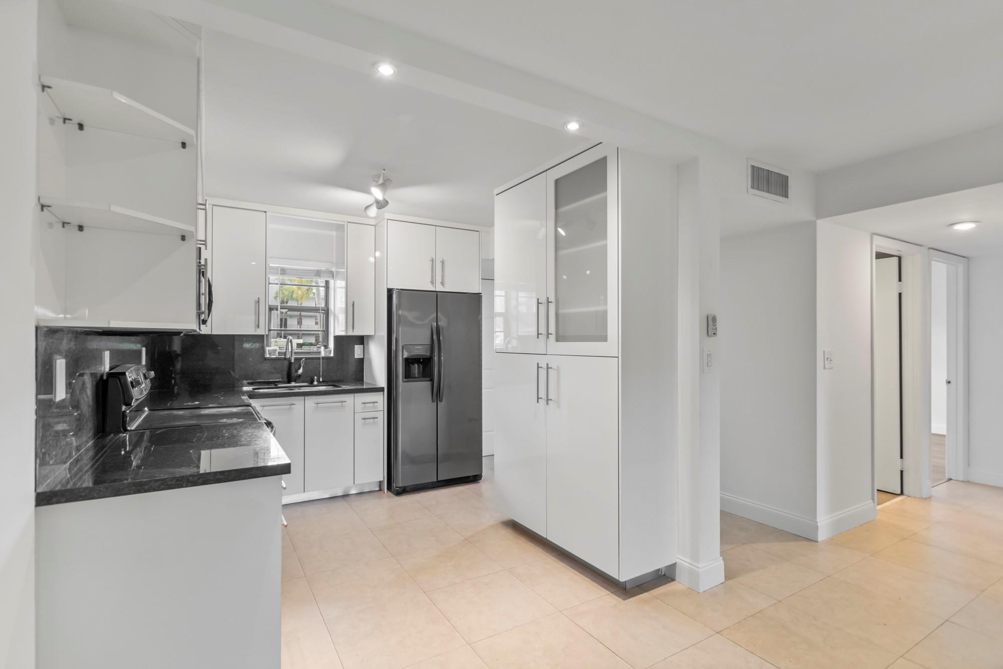 9440 Southwest 8th Street, Unit 103 Boca Raton, FL 33428 - Photo 3 of 62 Photo 3