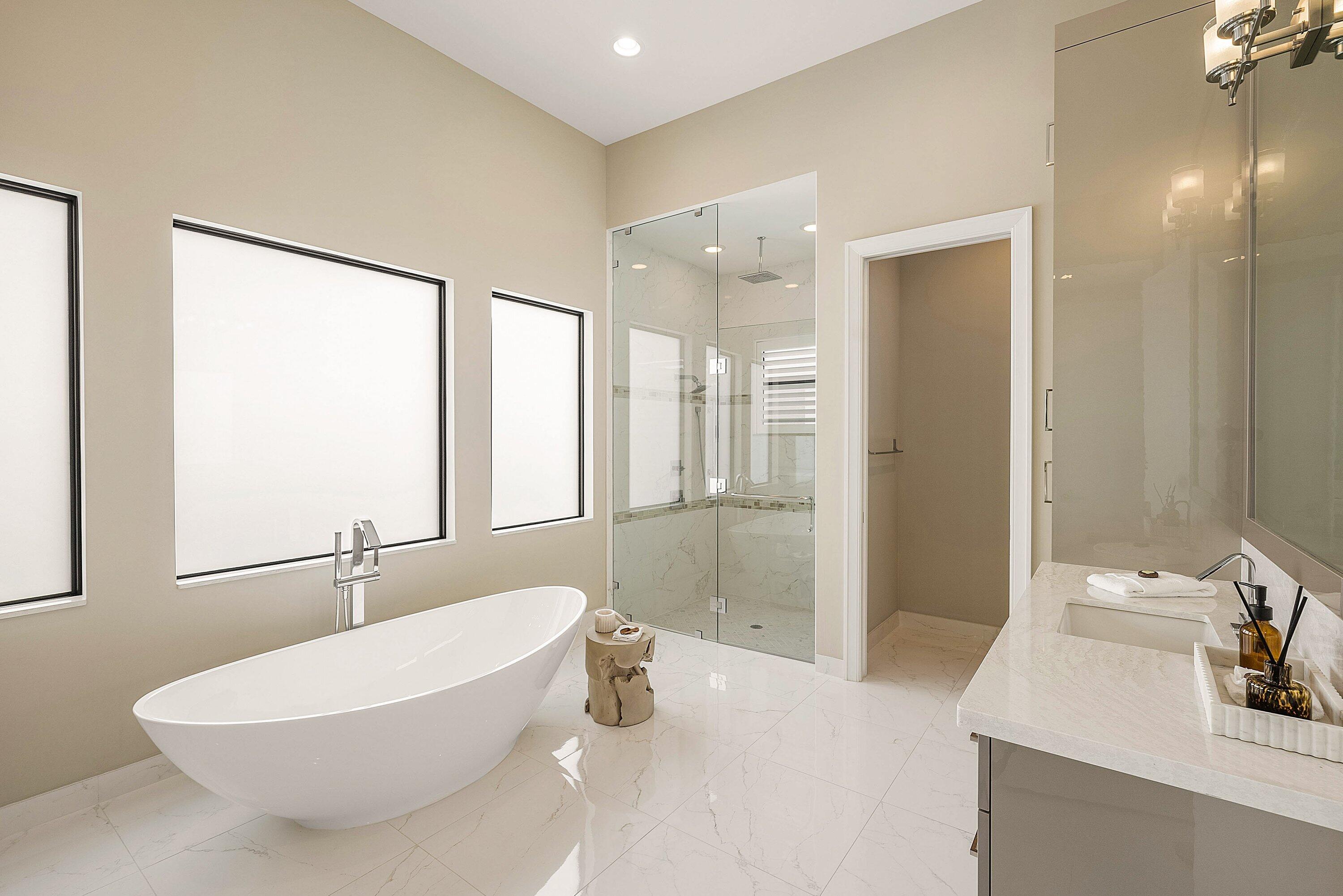 17135 Abruzzo Avenue Boca Raton, FL 33496 - Photo 37 of 95 Luxurious Primary En Suite