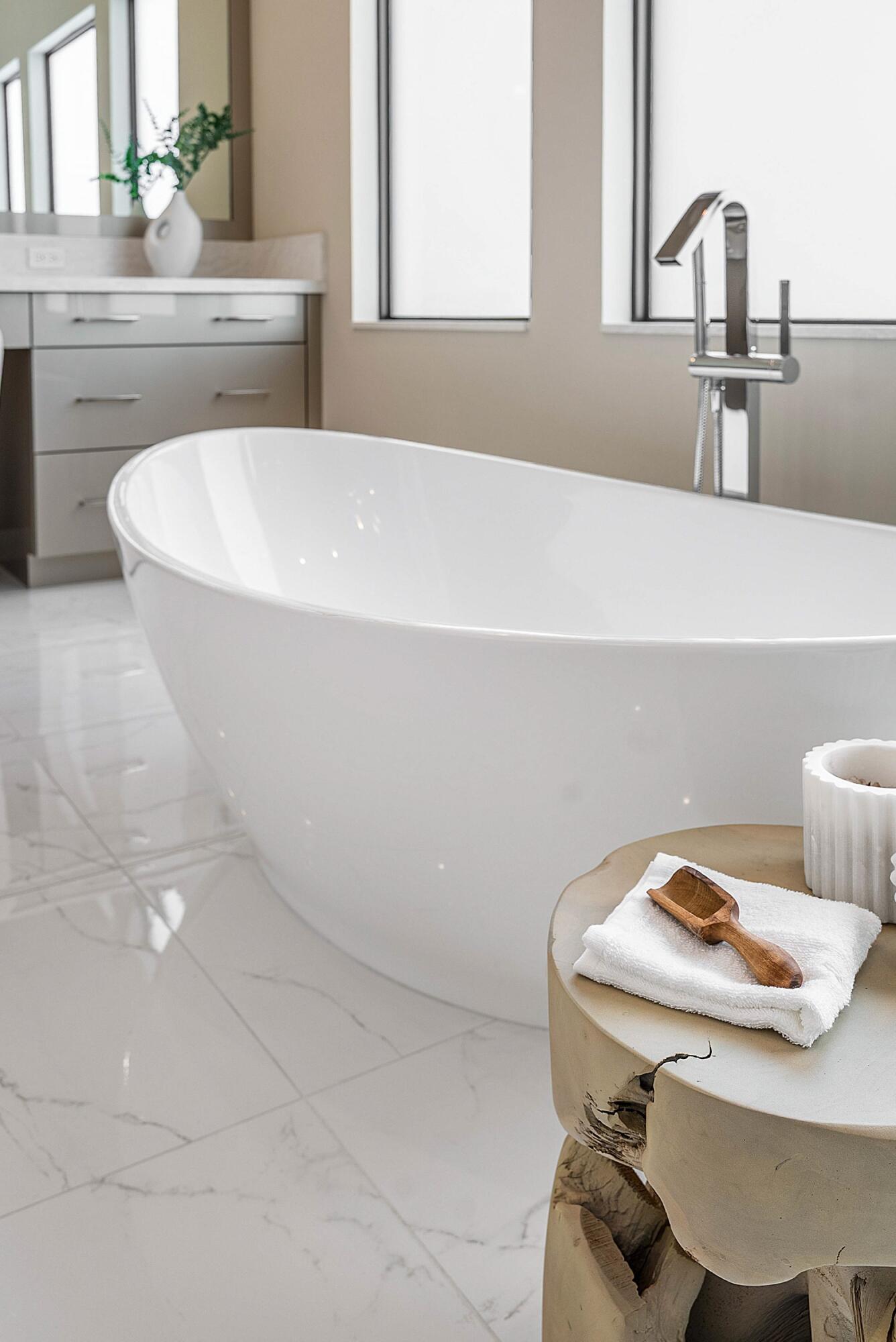 17135 Abruzzo Avenue Boca Raton, FL 33496 - Photo 39 of 95 Luxurious Primary En Suite