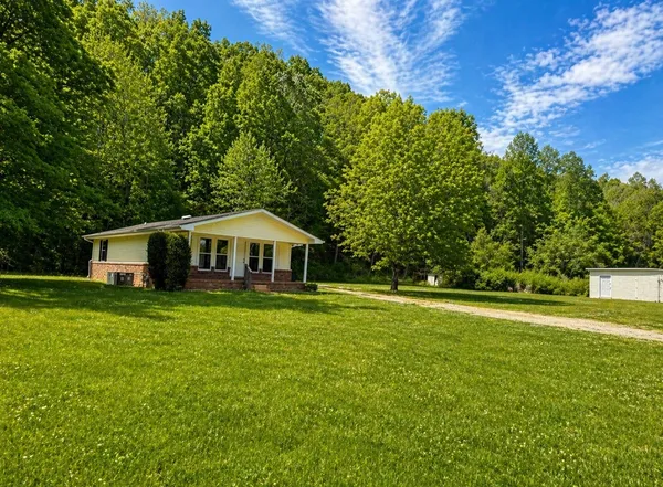 $1,500 | 1389 West Point Road, Lawrenceburg, TN 38464