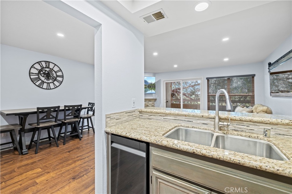 2731 Erringer Road, Unit 60 Simi Valley, CA 93065 - Photo 13 of 29