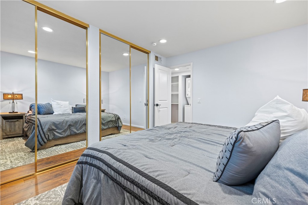 2731 Erringer Road, Unit 60 Simi Valley, CA 93065 - Photo 17 of 29