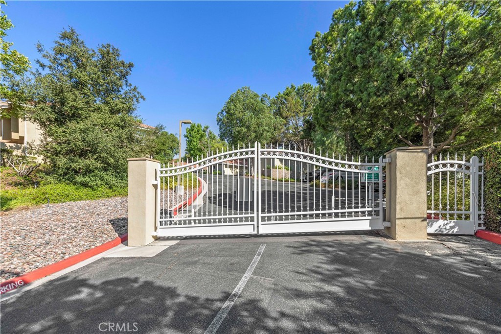 2731 Erringer Road, Unit 60 Simi Valley, CA 93065 - Photo 22 of 29