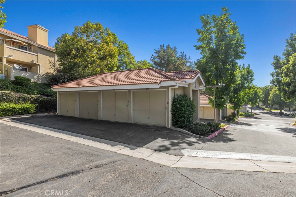 2731 Erringer Road, Unit 60 Simi Valley, CA 93065 - Photo 25 of 29