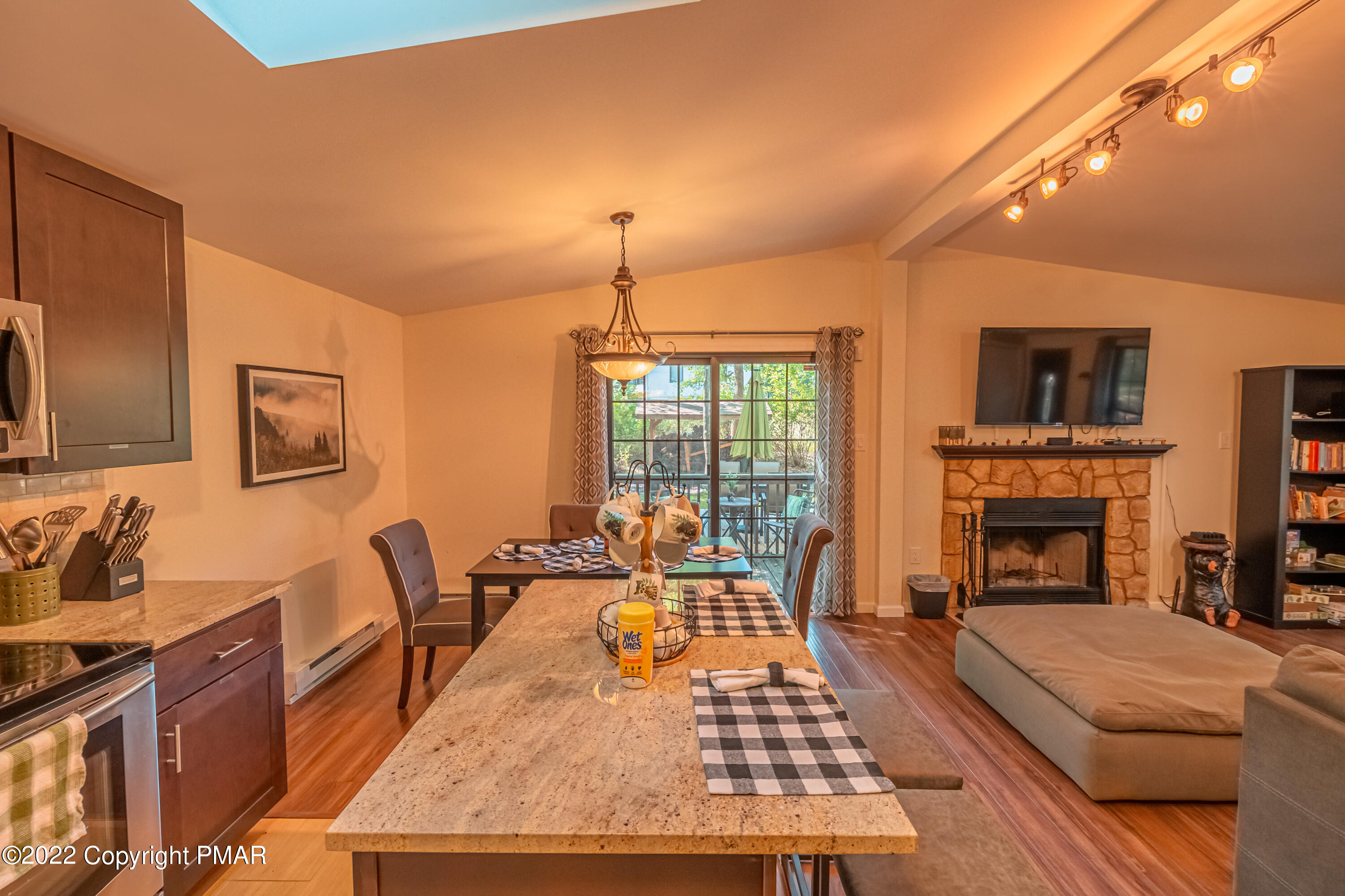 11 Fern Path Road Stroudsburg, PA 18360 - Photo 16 of 39 Photo-40