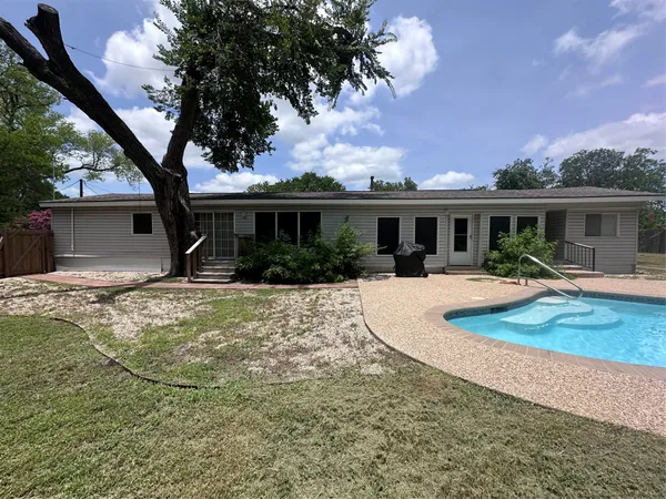 $4,500 | 109-111 South Cedar Street, Buda, TX 78610