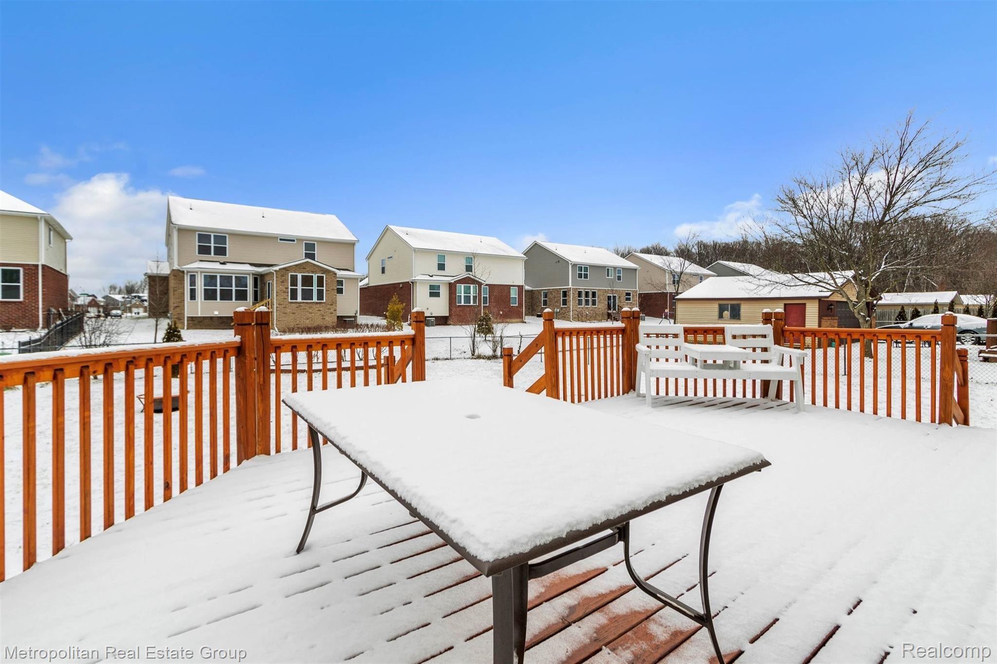44100 Proctor Road Canton, MI 48188 - Photo 25 of 30 23 Backyard.jpg