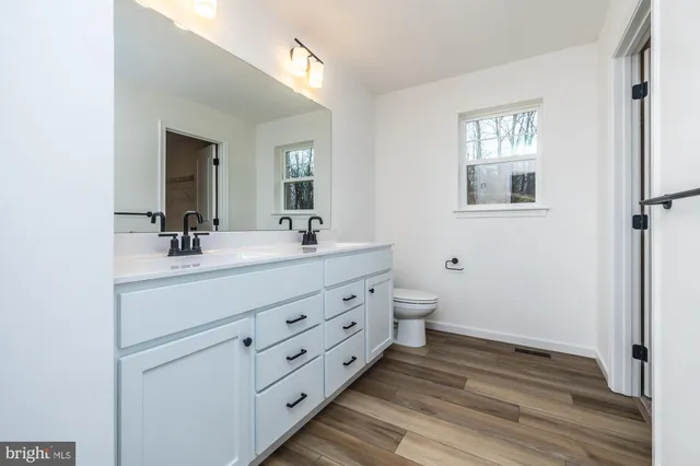 $839,000 | 222 West Uwchlan Avenue, Downingtown, PA 19335