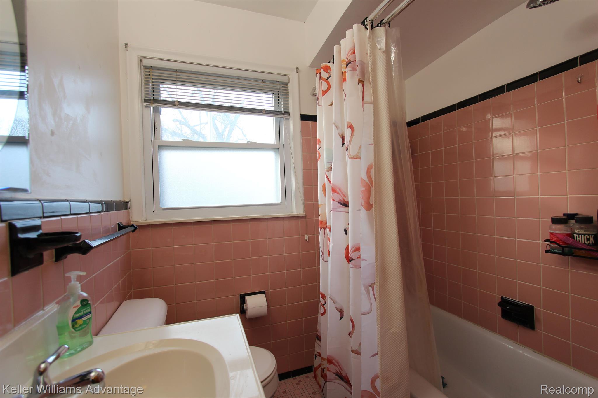 9610 Farmington Road Livonia, MI 48150 - Photo 12 of 23 Gallery Image 12