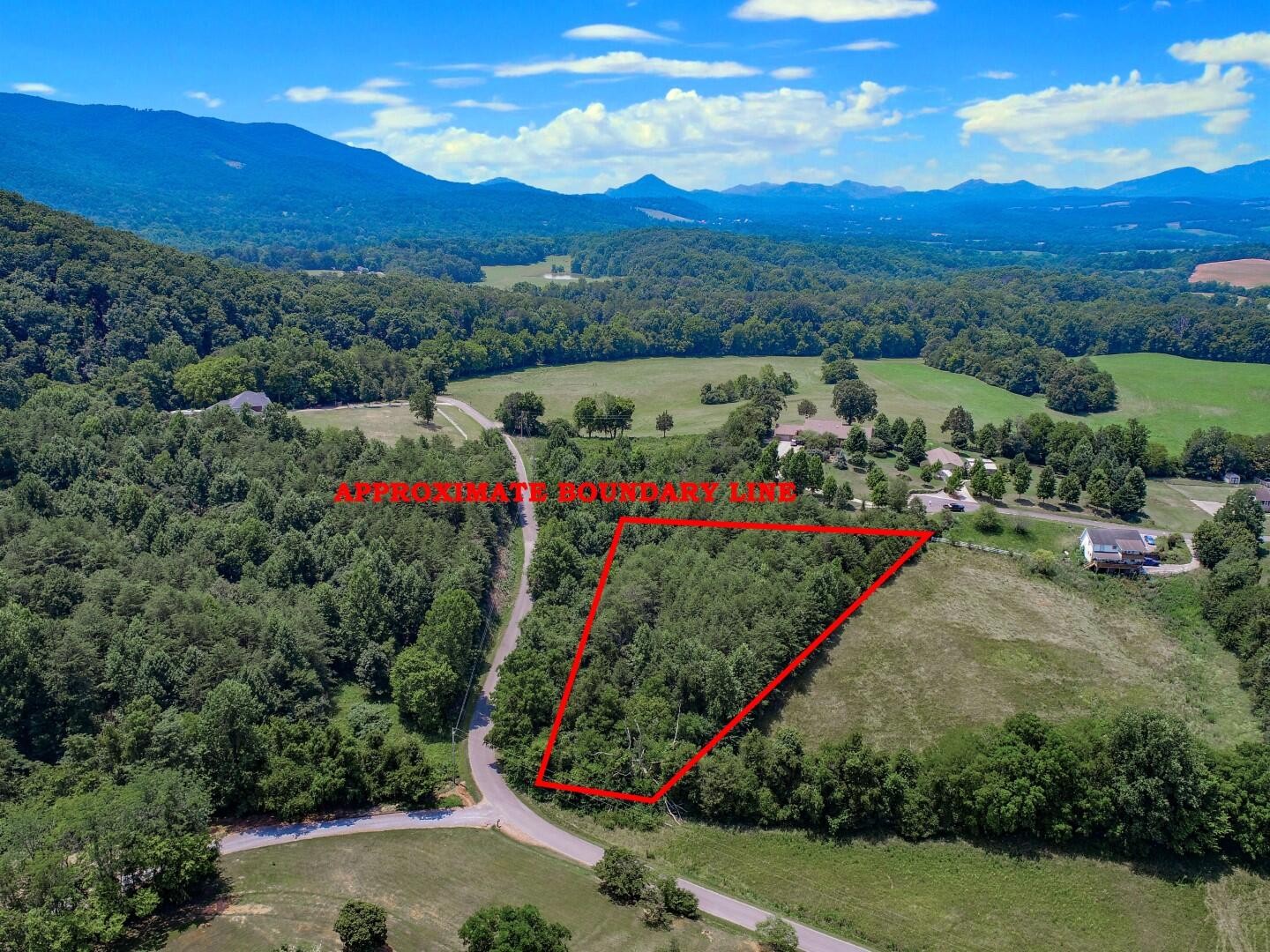 12 Dawning Road Newport, TN 37821 - Photo 1 of 28 Gallery Image 1