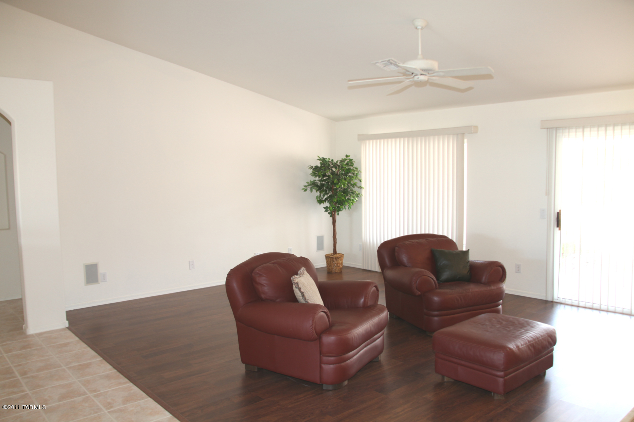 62696 East Flower Ridge Drive Tucson, AZ 85739 - Photo 4 of 17