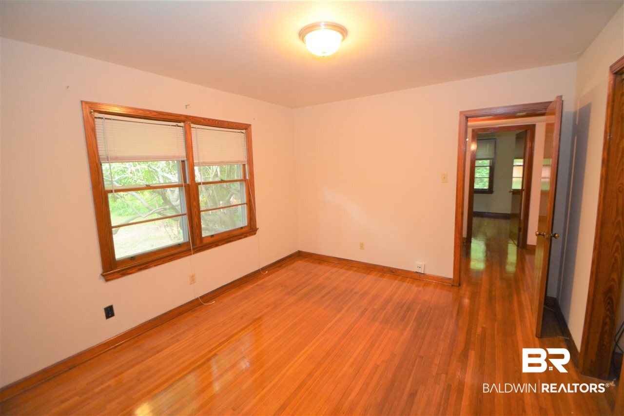 5454 Moffett Road Mobile, AL 36618 - Photo 12 of 31