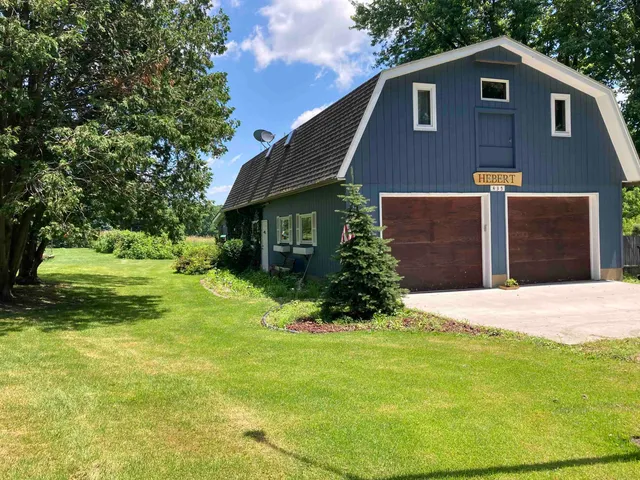 $374,900 | 435 South Main Street, Fall River, WI 53932