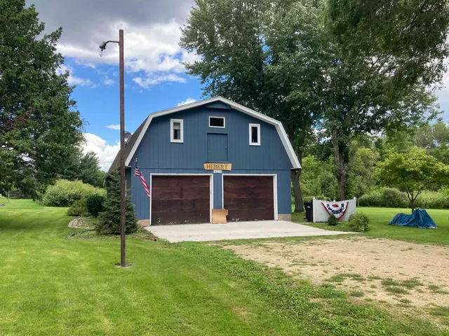 $374,900 | 435 South Main Street, Fall River, WI 53932