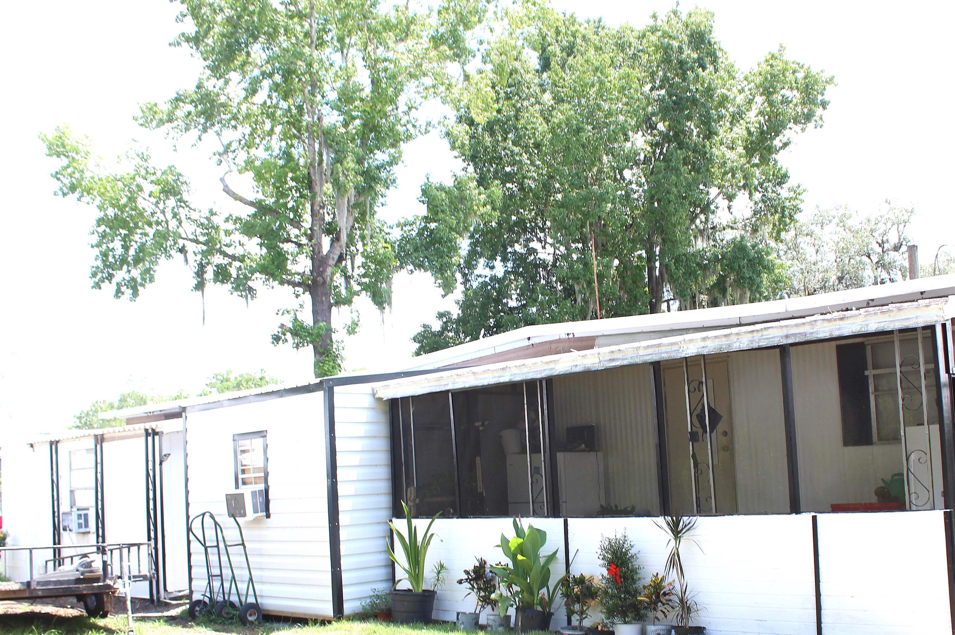 773 San Mateo Road Satsuma, FL 32189 - Photo 3 of 9