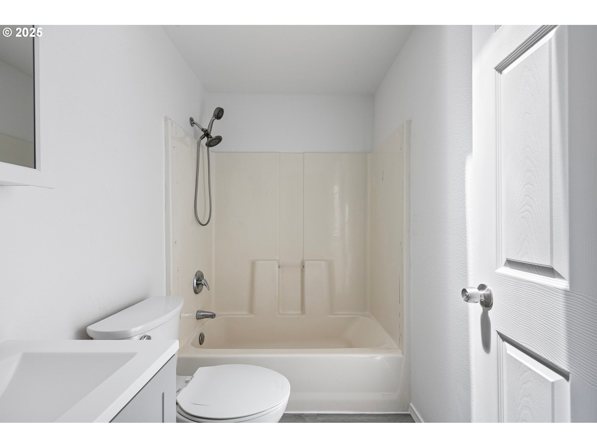 174-178 Lea Avenue Eugene, OR 97404 - Photo 41 of 44