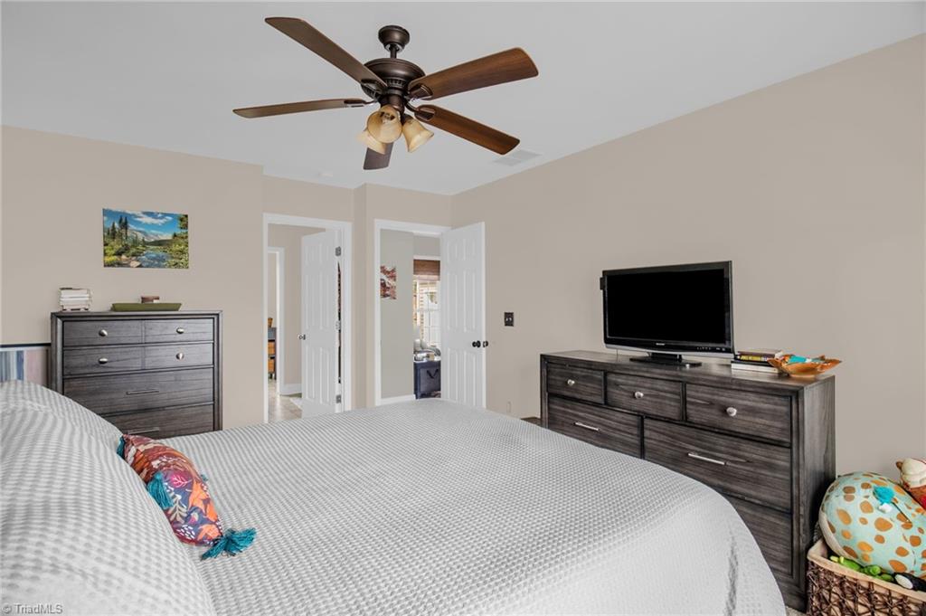 3525 Transou Road Pfafftown, NC 27040 - Photo 19 of 29