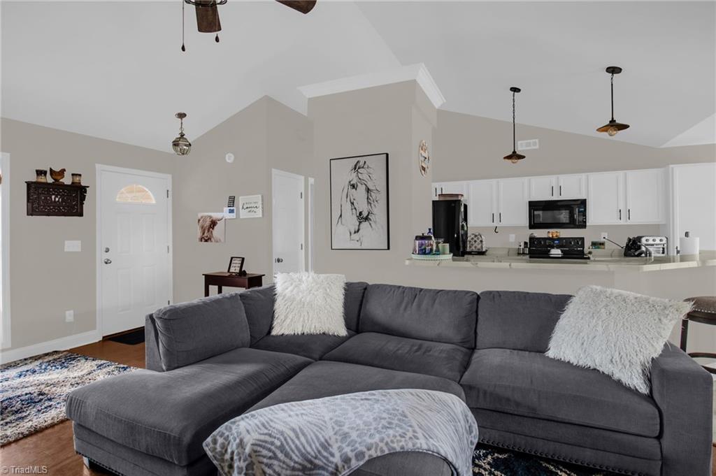 3525 Transou Road Pfafftown, NC 27040 - Photo 9 of 29