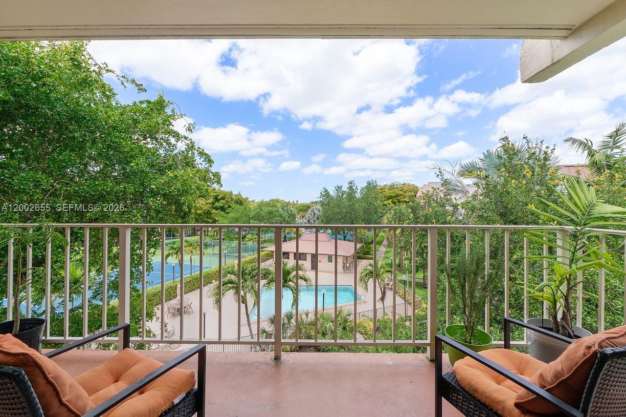 13100 Southwest 92nd Avenue, Unit APH11 Miami, FL 33176 - Photo 11 of 34