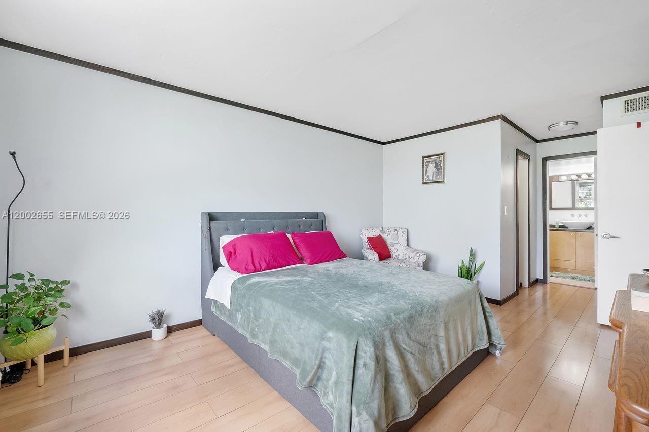 13100 Southwest 92nd Avenue, Unit APH11 Miami, FL 33176 - Photo 7 of 34