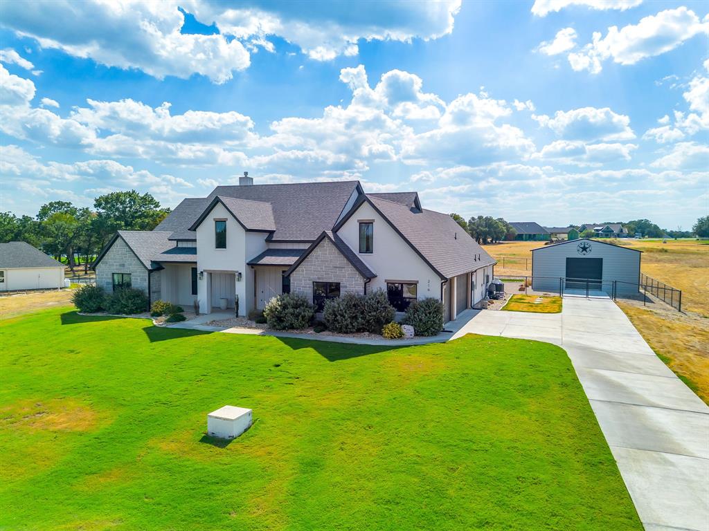 216 Greene Road Weatherford, TX 76087 - Photo 2 of 38 Gallery Image 2