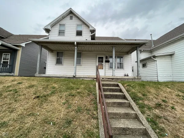 $950 | 1948 Shelby Street, Indianapolis, IN 46203