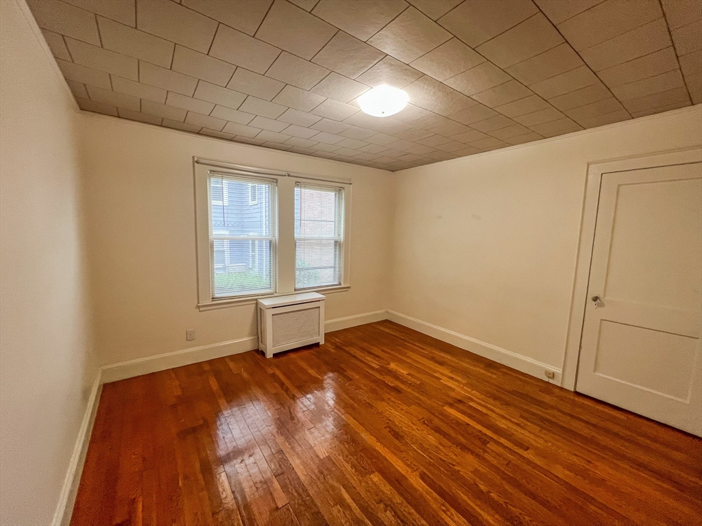 52 Edgecliff Road, Unit 1 Watertown, MA 02472 - Photo 9 of 17 Gallery Image 9
