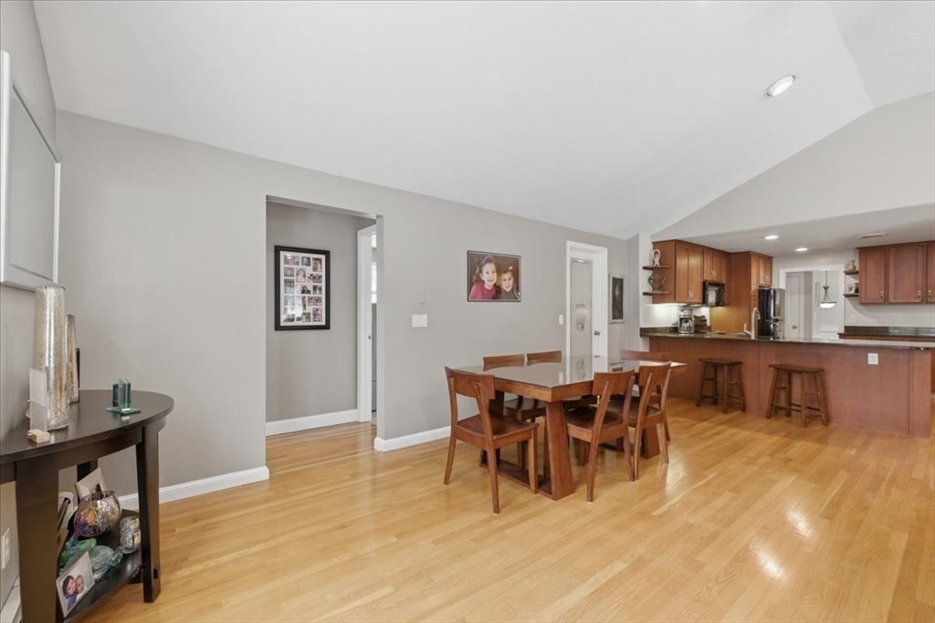 36 Eliot Road Needham, MA 02494 - Photo 13 of 41 Gallery Image 13
