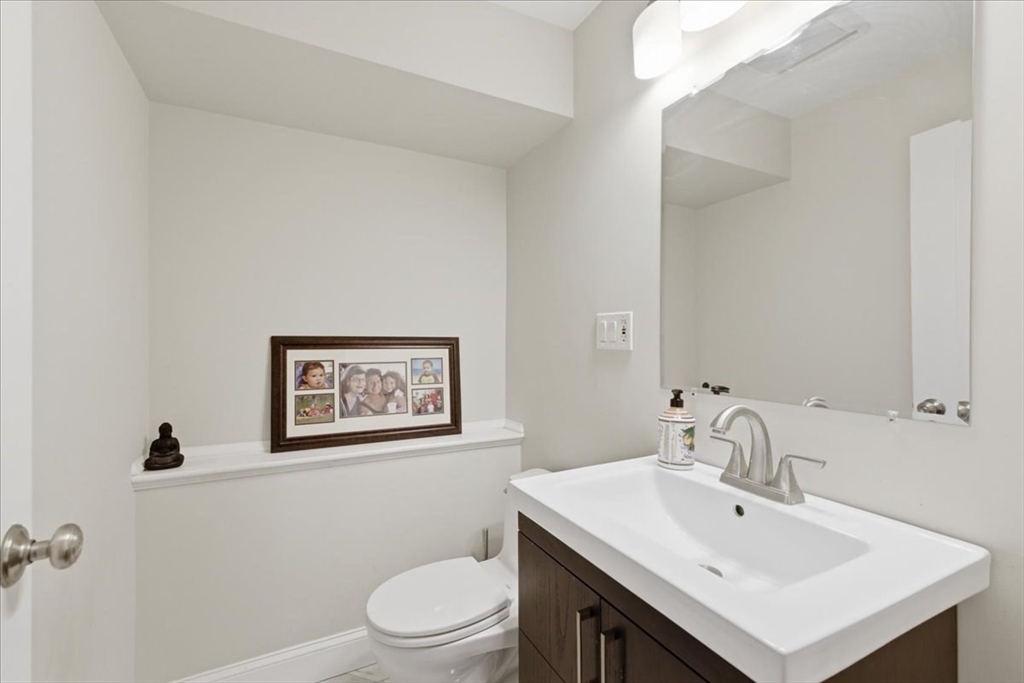 36 Eliot Road Needham, MA 02494 - Photo 30 of 41 Gallery Image 30