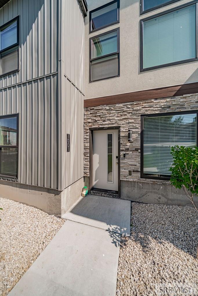 425 Harvard Avenue Rexburg, ID 83440 - Photo 11 of 68