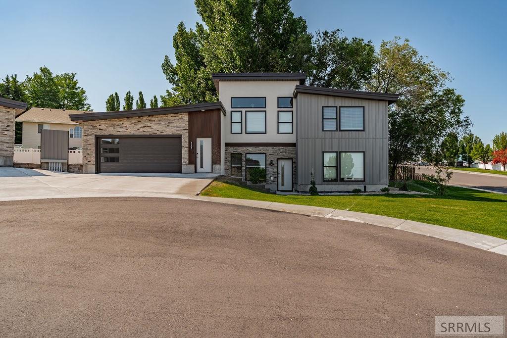 425 Harvard Avenue Rexburg, ID 83440 - Photo 8 of 68